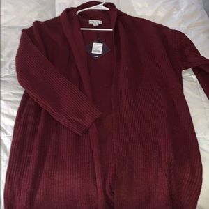 Maroon long sleeve cardigan